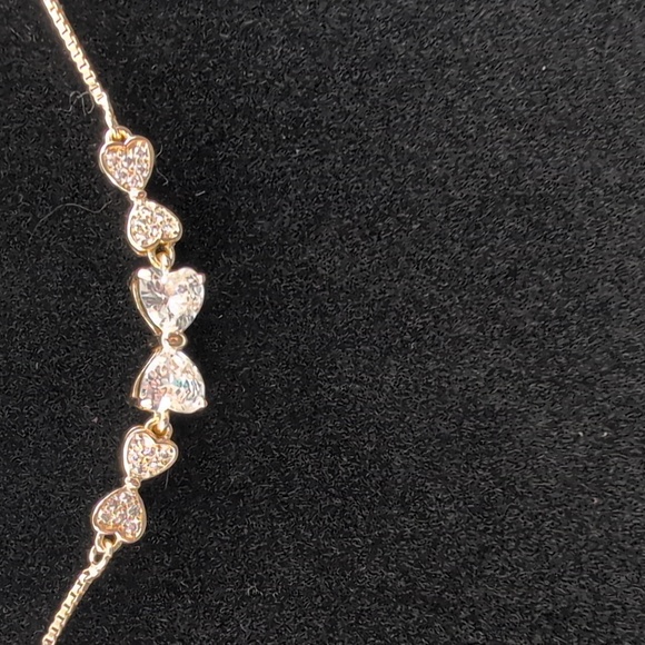 Pretty Bird Jewelry Jewelry - New Elegant Yellow Gold and Silver Cubic  Zirconia Heart Bracelet